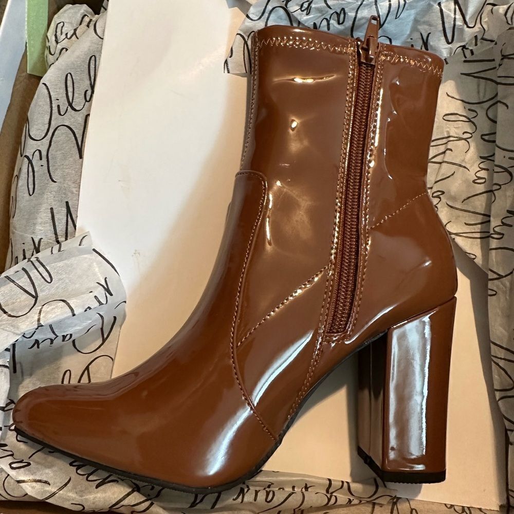 Wild Pair size 5.5 Brown Patent Boots